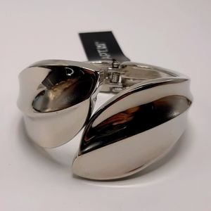 NWT Apt. 9 Kohls Leaf Clamp Silver Tone Bracelet